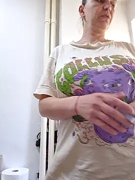 KamillaSpencer online show from 04/23/26, 01:13