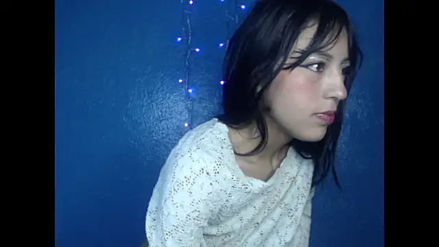 Snapshot of Afrodita_777750 chatting on 09/12/25, 01:33 Afrodita 777750 online show from 09/12/25, 01:33