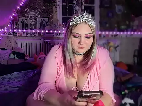 k8tiecutie online show from 09/30/25, 04:51