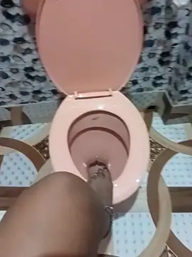 hoty-jawani online show from 12/17/25, 08:25