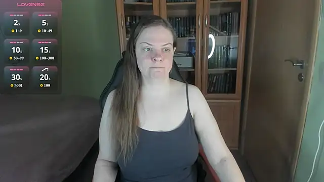 MiaLores online show from 06/02/26, 10:04