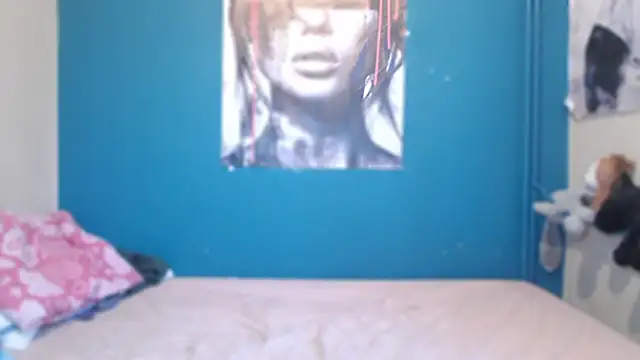 Snapshot of NADINNNE chatting on 11/13/25, 01:04 NADINNNE online show from 11/13/25, 01:04