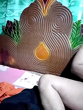 Snapshot of Mistompa24 chatting on 10/14/25, 04:18 Mistompa24 online show from 10/14/25, 04:18