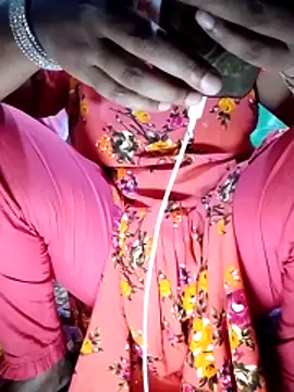 Snapshot of Mistompa24 chatting on 11/26/25, 06:02 Mistompa24 online show from 11/26/25, 06:02