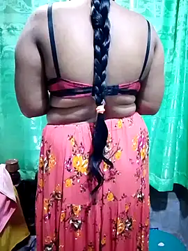 Snapshot of Mistompa24 chatting on 11/27/25, 03:01 Mistompa24 online show from 11/27/25, 03:01