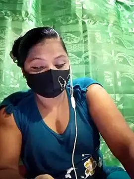 Snapshot of Mistompa24 chatting on 06/16/26, 04:51 Mistompa24 online show from 06/16/26, 04:51