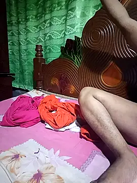 Snapshot of Mistompa24 chatting on 09/10/25, 05:45 Mistompa24 online show from 09/10/25, 05:45