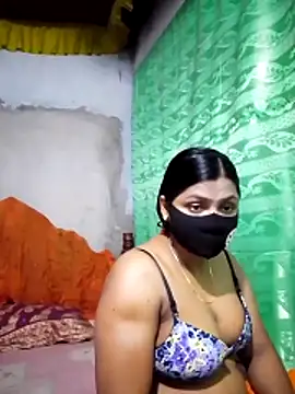 Snapshot of Mistompa24 chatting on 10/20/25, 03:12 Mistompa24 online show from 10/20/25, 03:12