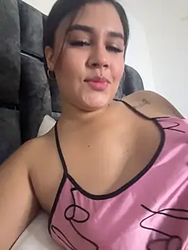 Bella-kim- online show from 10/23/25, 04:44