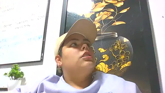 Hailey Curvy online show from 09/26/25, 10:44