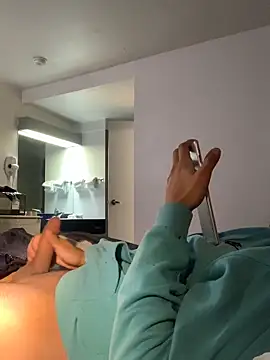 DanBfl online show from 11/11/25, 04:24