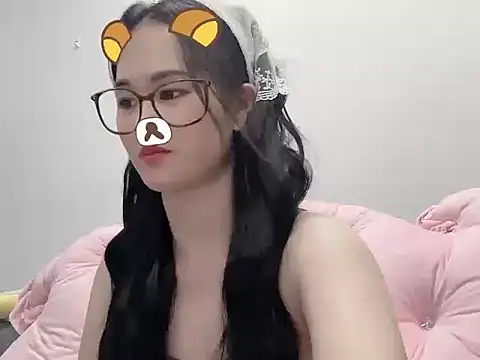 Snapshot of Stella-869 chatting on 10/18/25, 03:36 Stella-869 online show from 10/18/25, 03:36