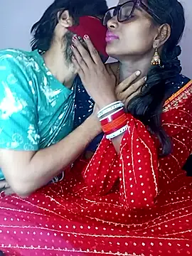 Snapshot of Mohini_Josh069 chatting on 09/10/25, 02:54 Mohini Josh069 online show from 09/10/25, 02:54