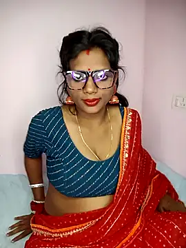 Snapshot of Mohini_Josh069 chatting on 11/06/25, 12:58 Mohini Josh069 online show from 11/06/25, 12:58