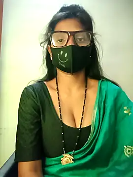 Snapshot of Mohini_Josh069 chatting on 06/17/26, 09:03 Mohini Josh069 online show from 06/17/26, 09:03