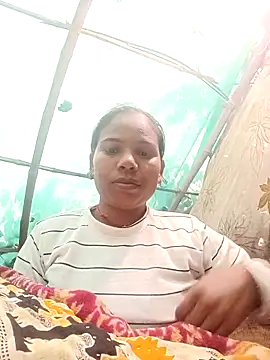 Snapshot of Rubi_sarma chatting on 12/21/25, 01:41 Rubi sarma online show from 12/21/25, 01:41