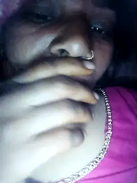 Snapshot of Rubi_sarma chatting on 11/20/25, 11:03 Rubi sarma online show from 11/20/25, 11:03