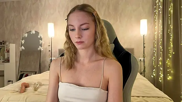 BrightAnnie online show from 02/07/26, 12:02