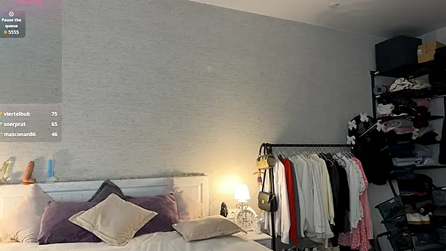 BrightAnnie online show from 03/21/26, 01:37