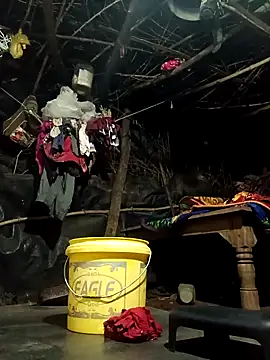 Snapshot of cute_diya_12 chatting on 12/17/25, 03:06 cute diya 12 online show from 12/17/25, 03:06