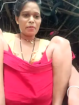 Snapshot of cute_diya_12 chatting on 11/05/25, 02:14 cute diya 12 online show from 11/05/25, 02:14