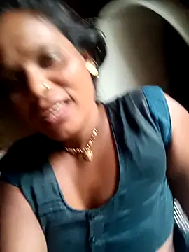 Snapshot of cute_diya_12 chatting on 06/25/26, 01:58 cute diya 12 online show from 06/25/26, 01:58