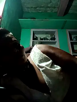 Snapshot of cute_diya_12 chatting on 10/21/25, 03:00 cute diya 12 online show from 10/21/25, 03:00