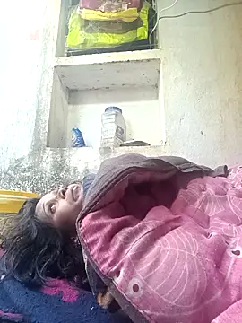 Snapshot of cute_diya_12 chatting on 12/16/25, 02:38 cute diya 12 online show from 12/16/25, 02:38