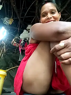 Snapshot of cute_diya_12 chatting on 11/03/25, 03:45 cute diya 12 online show from 11/03/25, 03:45