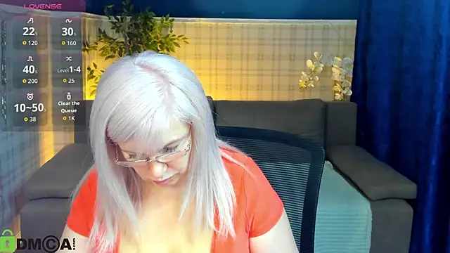 Snapshot of Hella_Fabel chatting on 05/04/26, 01:20 Hella Fabel online show from 05/04/26, 01:20