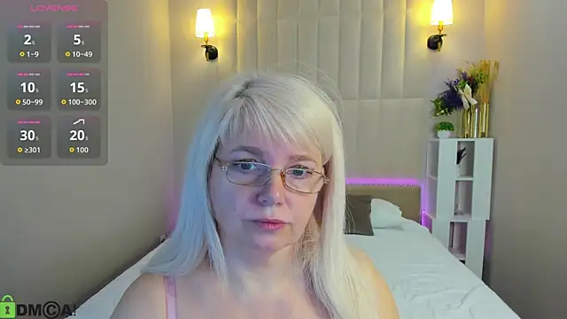 Snapshot of Hella_Fabel chatting on 06/06/26, 01:55 Hella Fabel online show from 06/06/26, 01:55