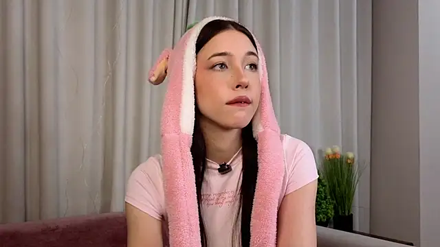 EviaRabasca online show from 02/13/26, 11:10