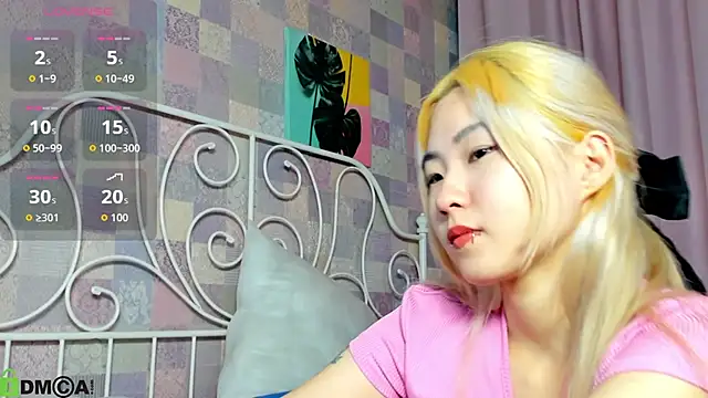 Snapshot of Aisi_18 chatting on 09/22/25, 06:52 Aisi 18 online show from 09/22/25, 06:52