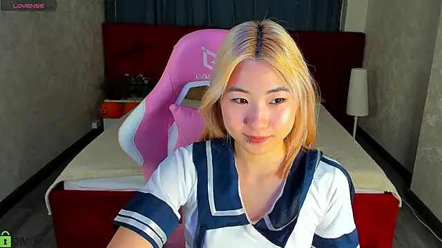 Aisi 18 online show from 10/29/25, 06:01