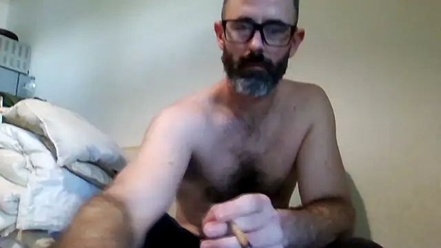 Snapshot of whatYwantMorrre chatting on 10/04/25, 02:18 whatYwantMorrre online show from 10/04/25, 02:18