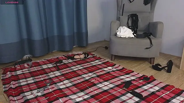 laracroftmansion online show from 03/03/26, 05:20