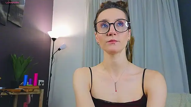 laracroftmansion online show from 05/27/26, 03:19