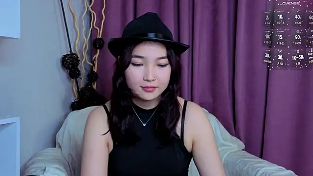 ColettaMejias online show from 11/14/25, 08:12