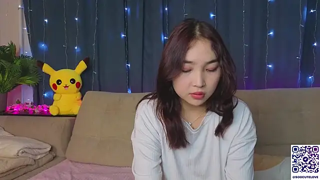 ColettaMejias online show from 12/02/25, 08:10