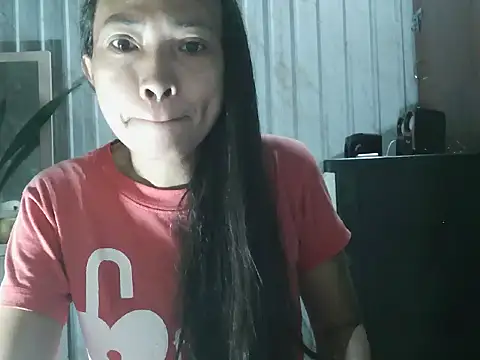 Snapshot of pinayhotii chatting on 11/03/25, 07:39 pinayhotii online show from 11/03/25, 07:39