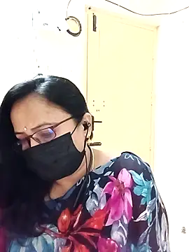 Snapshot of Ananya_flower chatting on 10/06/25, 08:37 Ananya flower online show from 10/06/25, 08:37