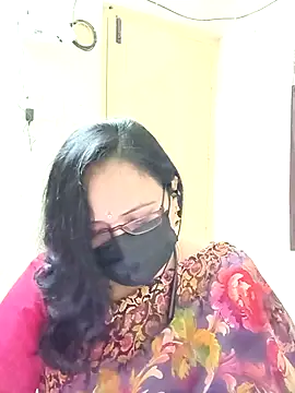 Snapshot of Ananya_flower chatting on 10/11/25, 04:30 Ananya flower online show from 10/11/25, 04:30