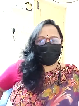 Snapshot of Ananya_flower chatting on 09/18/25, 11:02 Ananya flower online show from 09/18/25, 11:02
