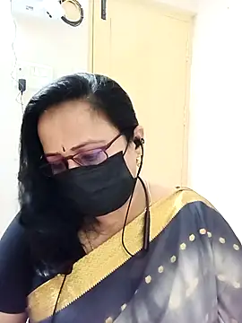 Snapshot of Ananya_flower chatting on 10/18/25, 05:26 Ananya flower online show from 10/18/25, 05:26