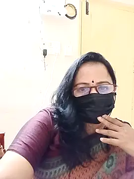Snapshot of Ananya_flower chatting on 09/29/25, 01:28 Ananya flower online show from 09/29/25, 01:28