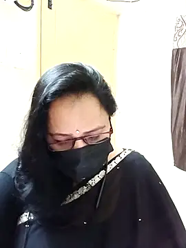 Snapshot of Ananya_flower chatting on 10/14/25, 03:23 Ananya flower online show from 10/14/25, 03:23