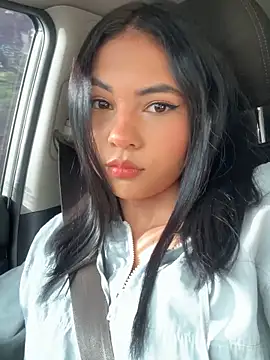 AlinnaRosee  online show from 09/10/25, 12:37