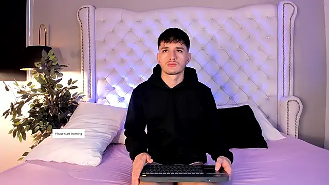 LiamMuller online show from 11/10/25, 04:45