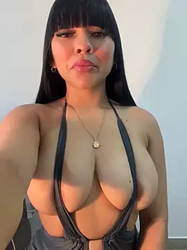 BrendaCrean online show from 10/30/25, 01:09