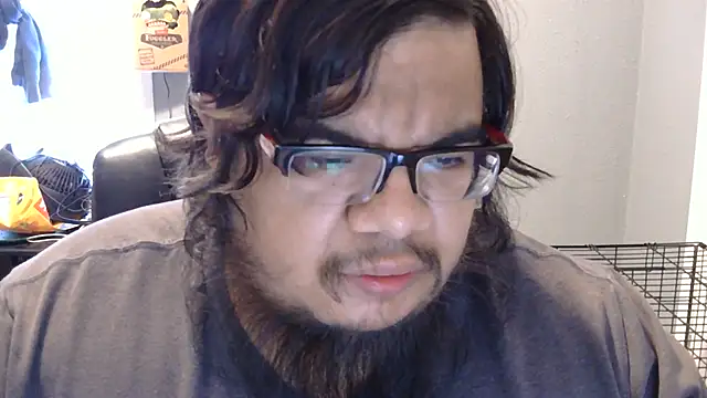 Snapshot of chubbyboy1997 chatting on 10/15/25, 08:17 chubbyboy1997 online show from 10/15/25, 08:17